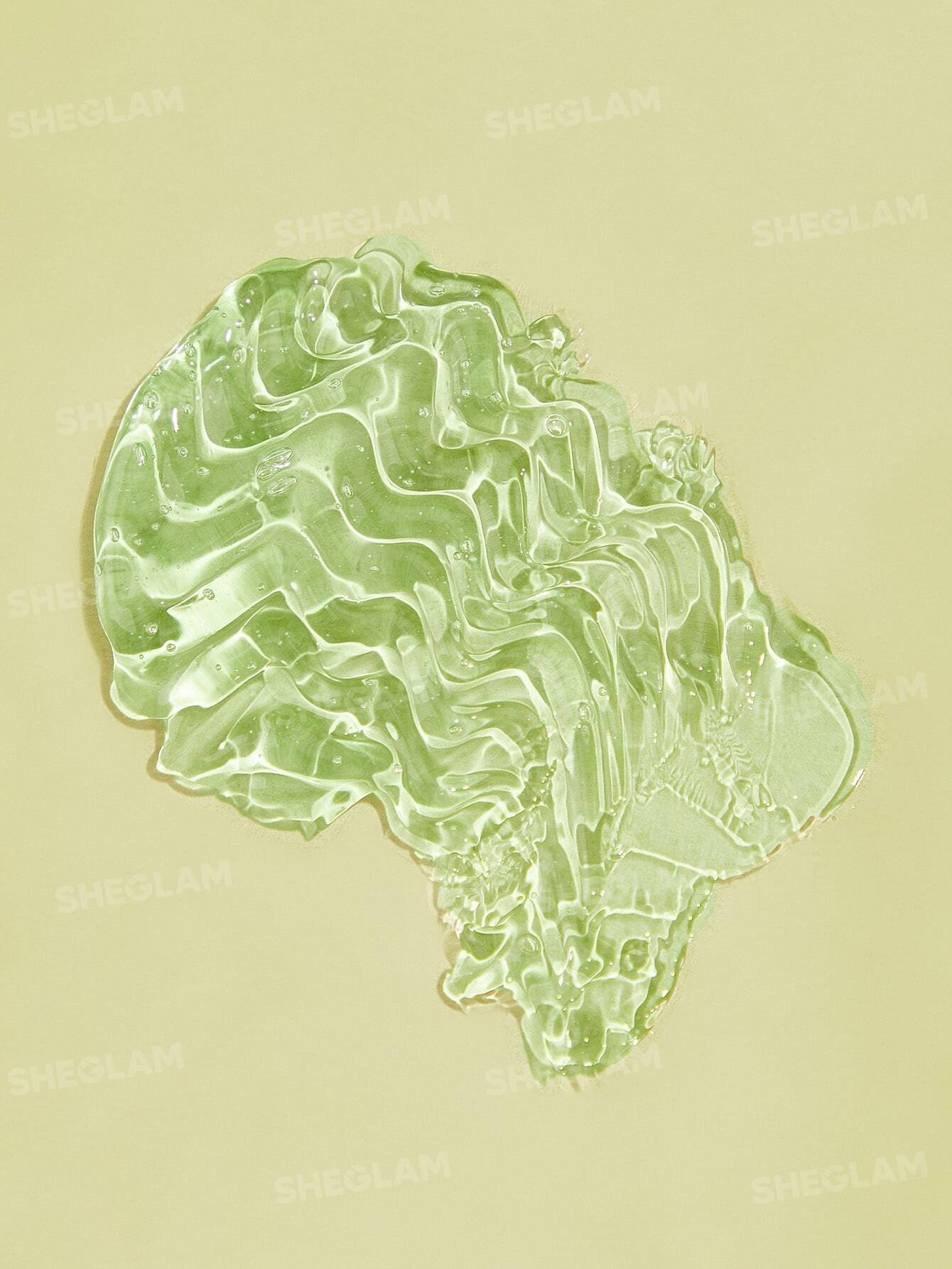 Sheglam Jelly Wow Hydrating Lip Oil Green Apple Envy - Image 2