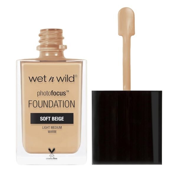 Wet n Wild Photo Focus Dewy Foundation Soft Beige 30ml